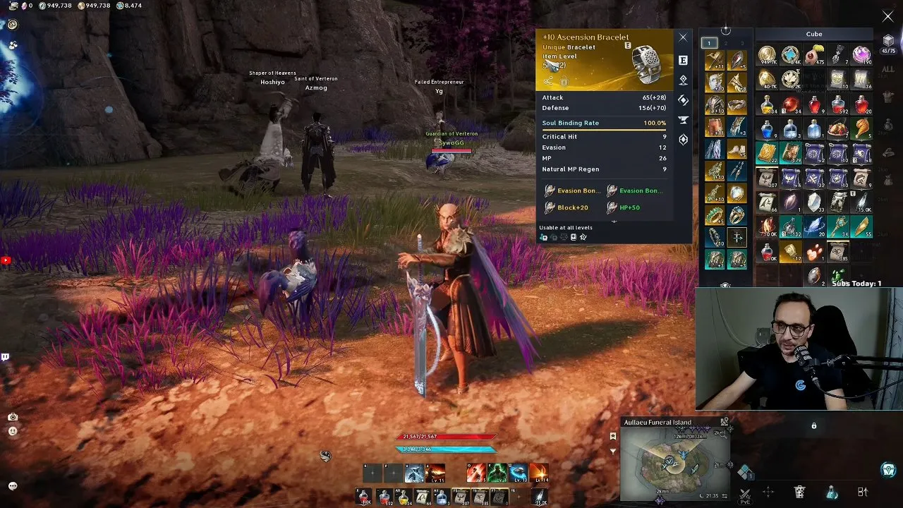 Item level and offensive stats on the main-story bracelet
